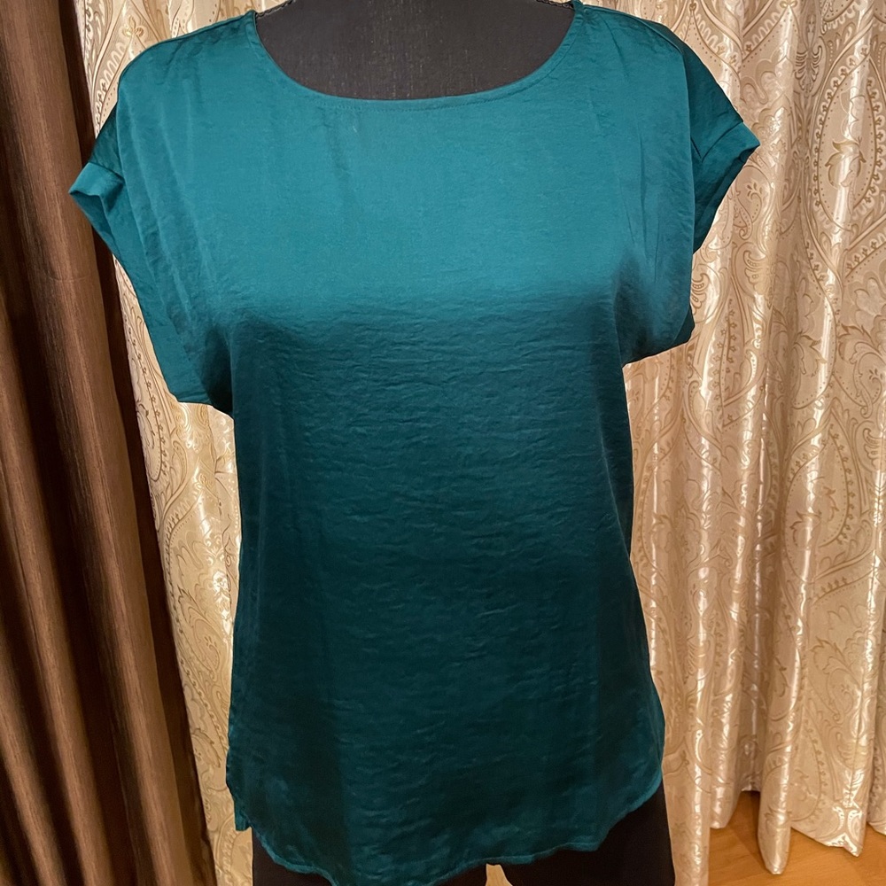 Short sleeved blouse